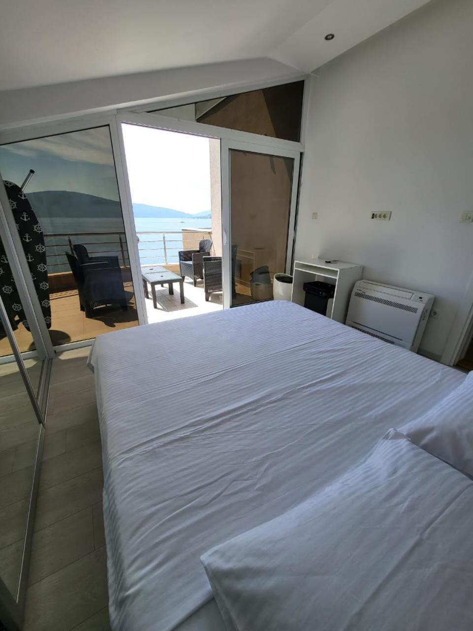 Matkovic Residence Tivat Exteriér fotografie