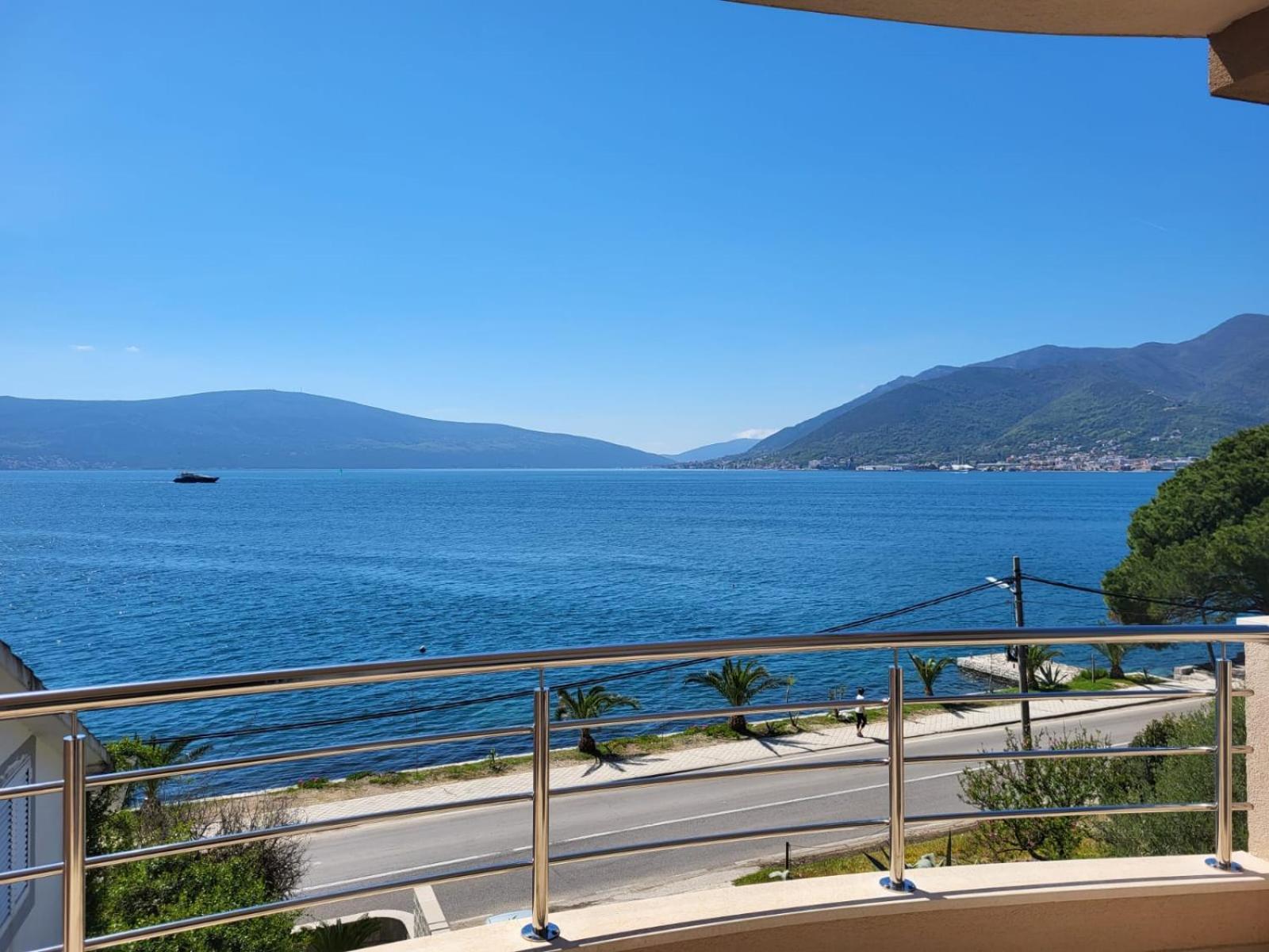 Matkovic Residence Tivat Exteriér fotografie